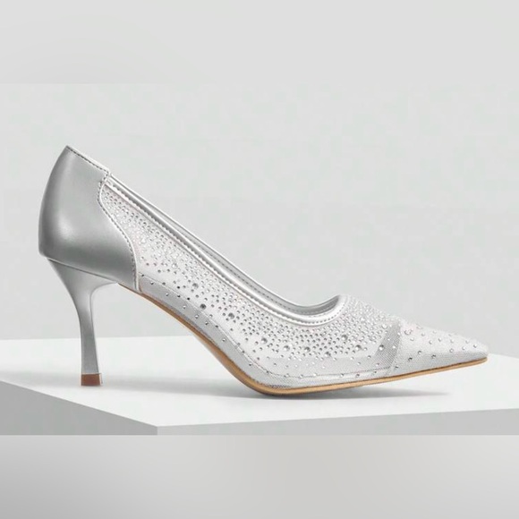 Silver Metallic Mesh Kitten Heels | Shiny & Sexy Rhinestones | 7 | New - Picture 2 of 5